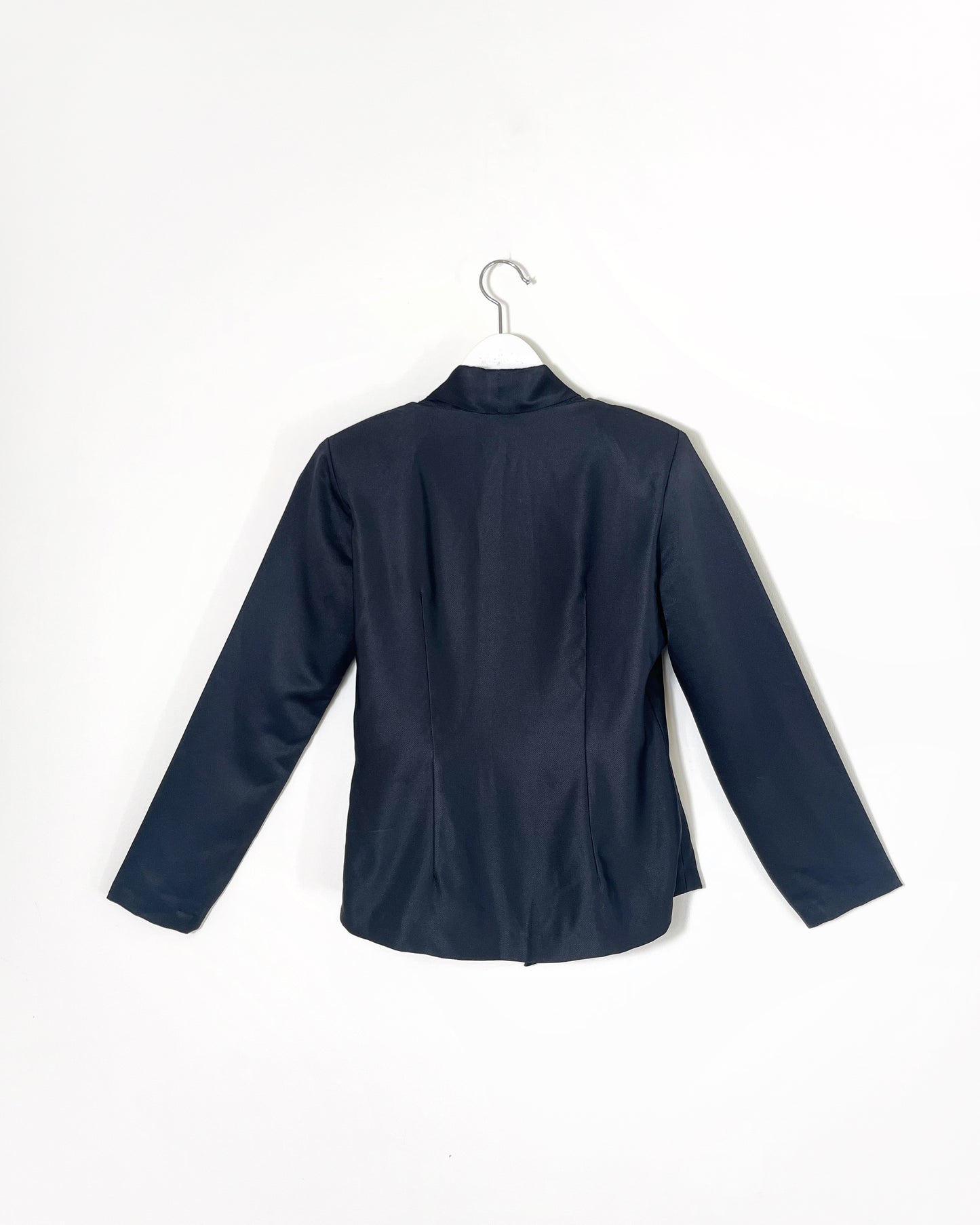 Clothilde -sculpted V-neck blouse