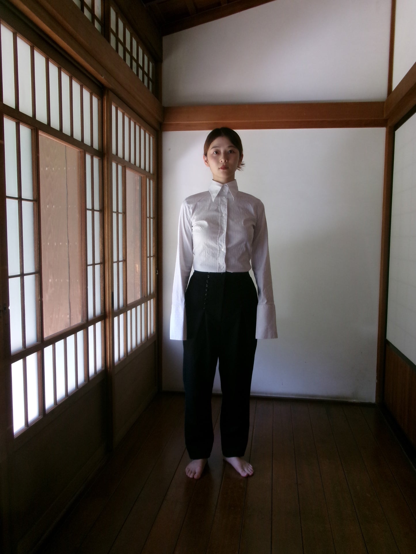 Morgane - 90s white shirts