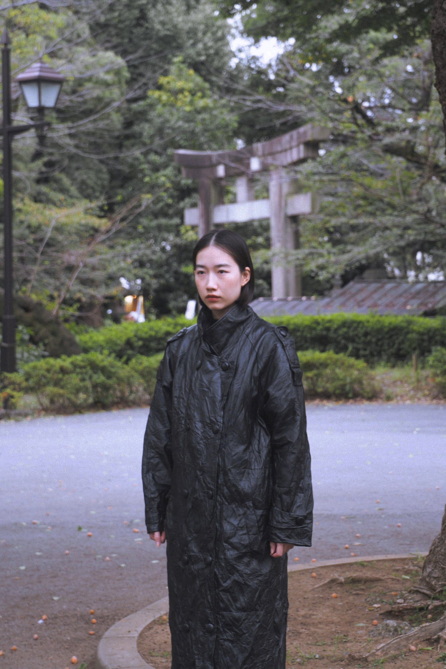 Moran - crinkle leather long coat