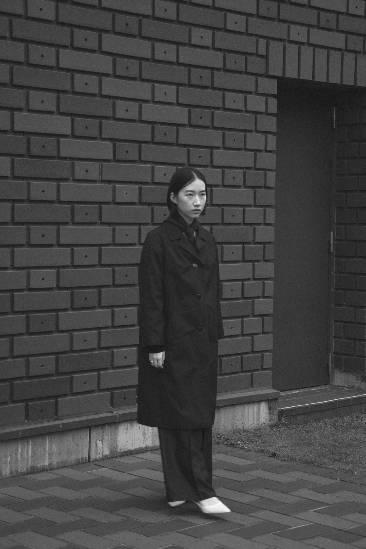 Madeline - 60s vintage french tailored black coat