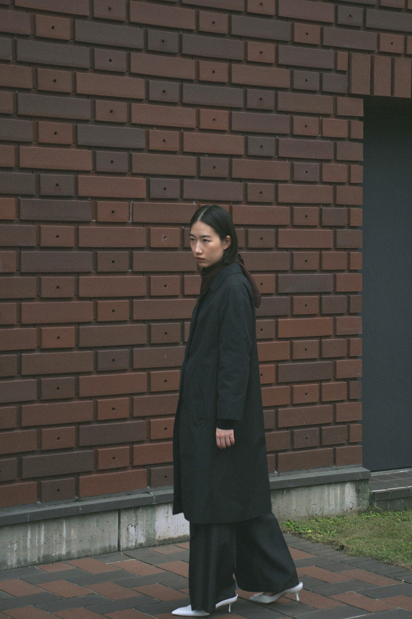 Madeline - 60s vintage french tailored black coat