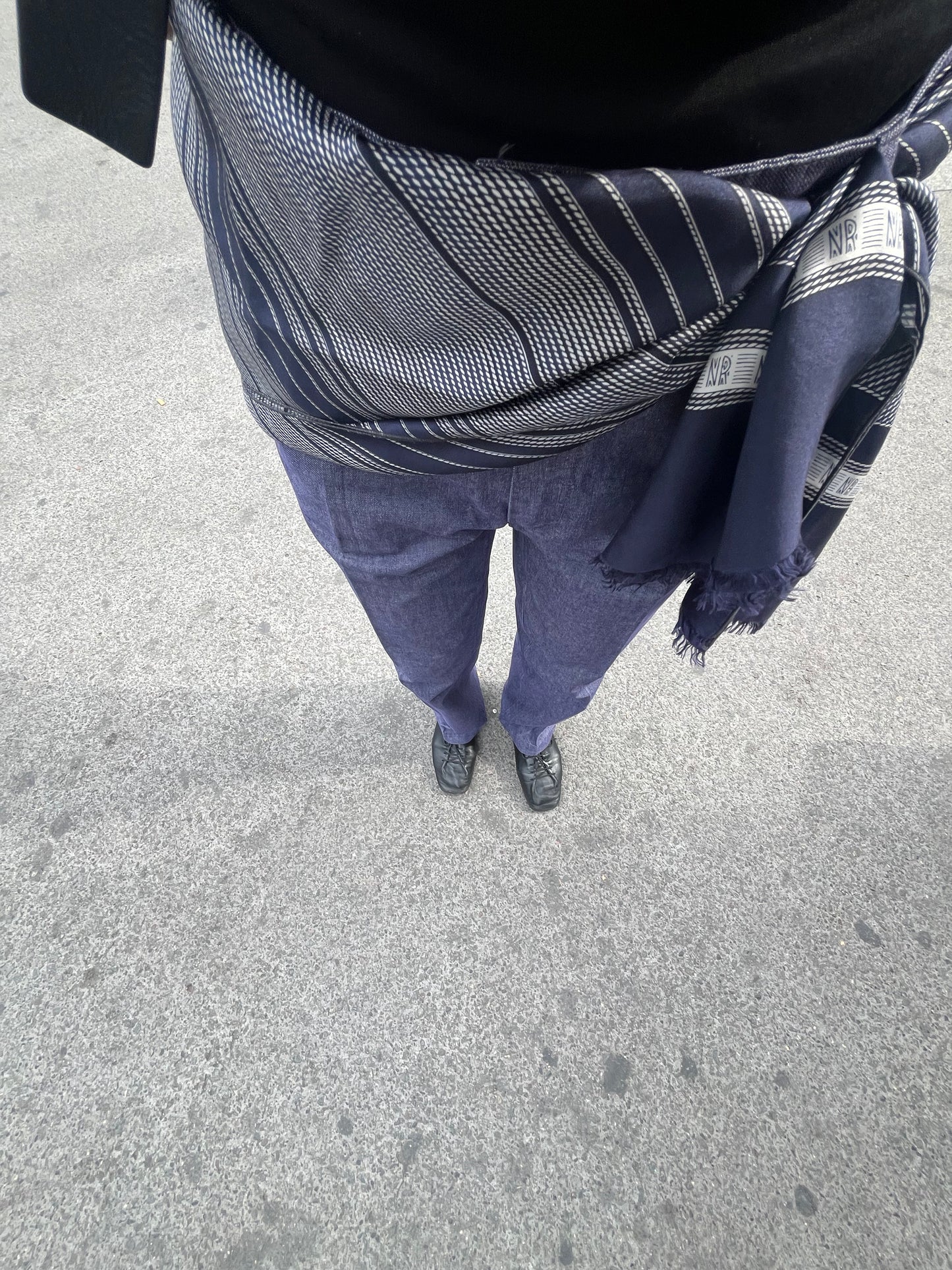 Marissa - silk 100% rectangle scarf by Nina Ricci