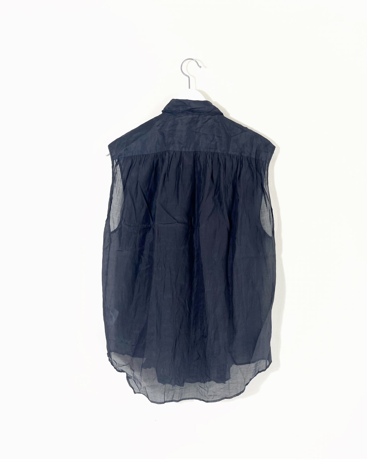 Clara - sheer crinkle sleeveless shirt