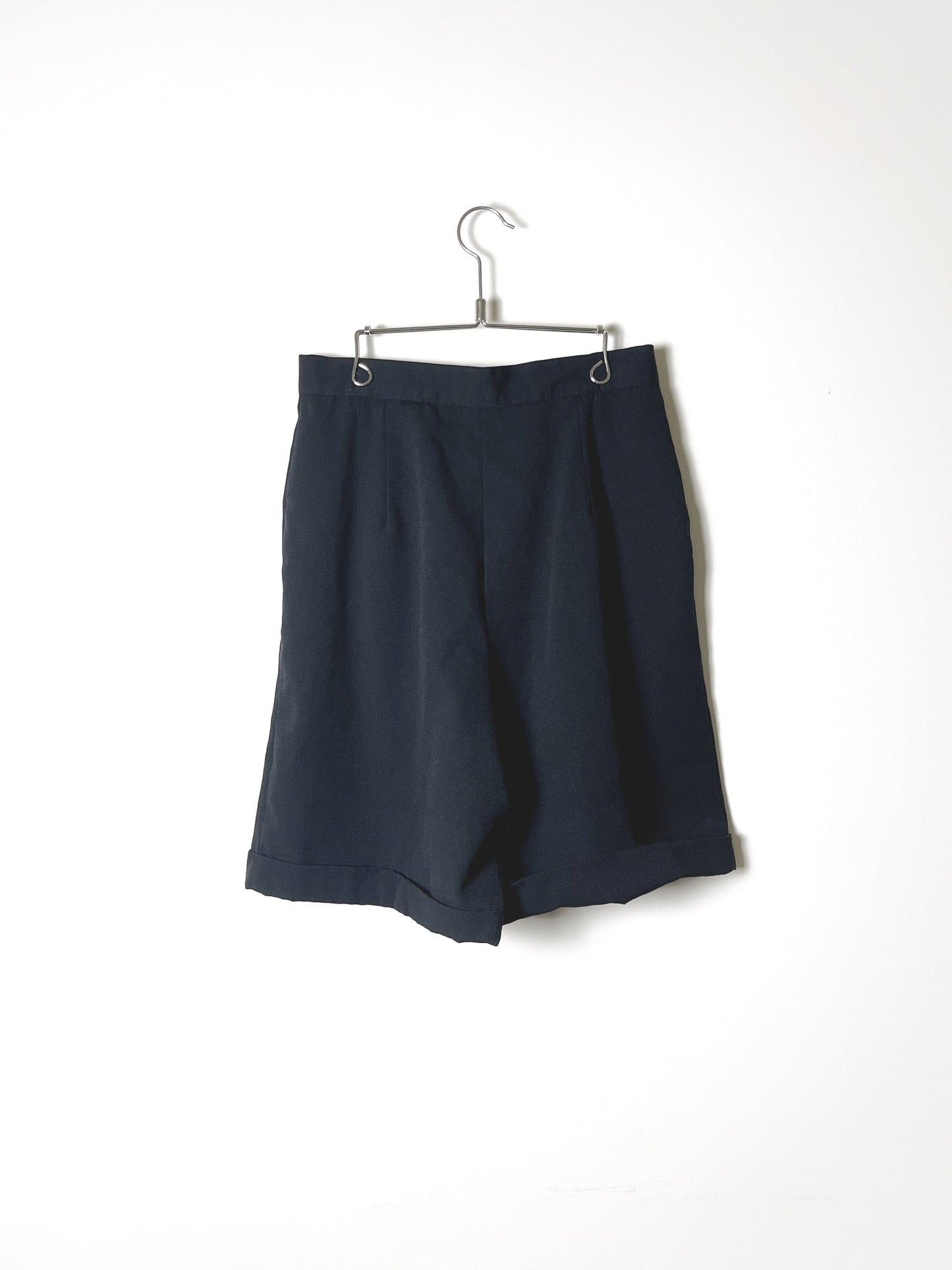 Amy - 80s vintage tailored shorts